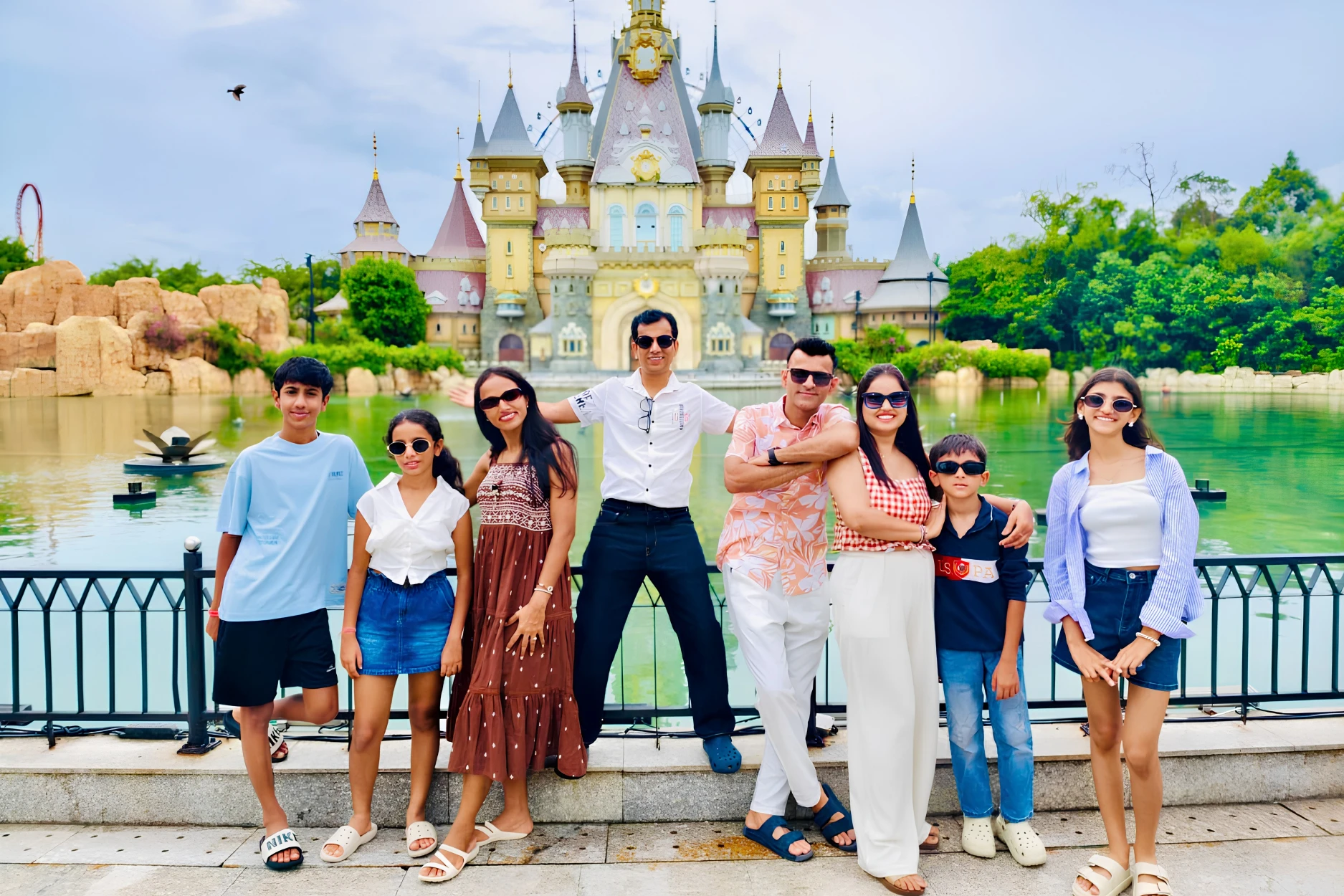 Tour guide with travellers