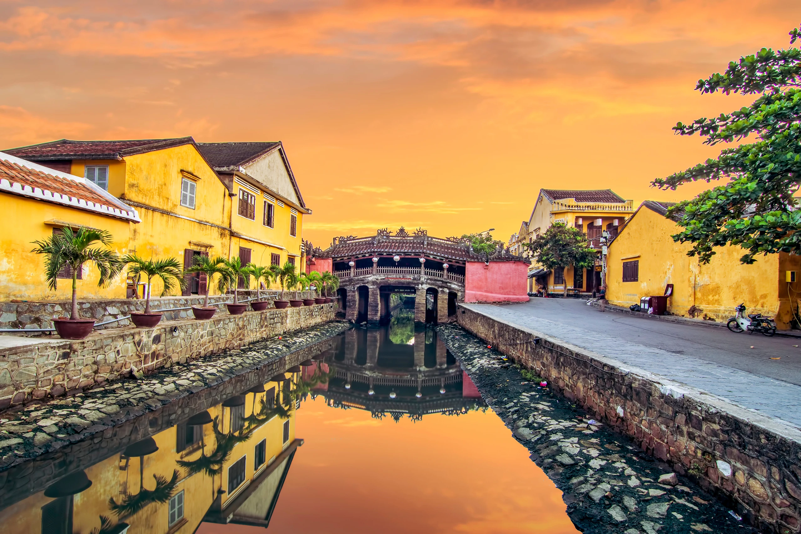 A Journey Through Vietnam & Island Life – 12 Days