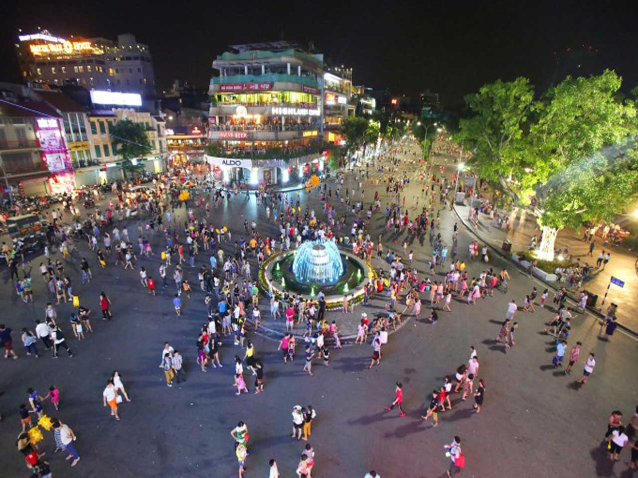 DAY 1 - HANOI ARRIVAL - PRIVATE TRANSFER