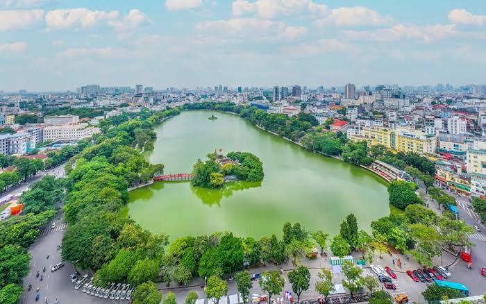 Essential Vietnam: From Northern Mountains to Southern Delta – 8 Days