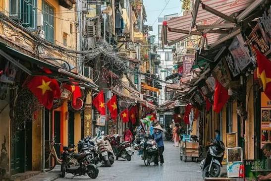 DAY 1 - HANOI ARRIVAL - PRIVATE TRANSFER